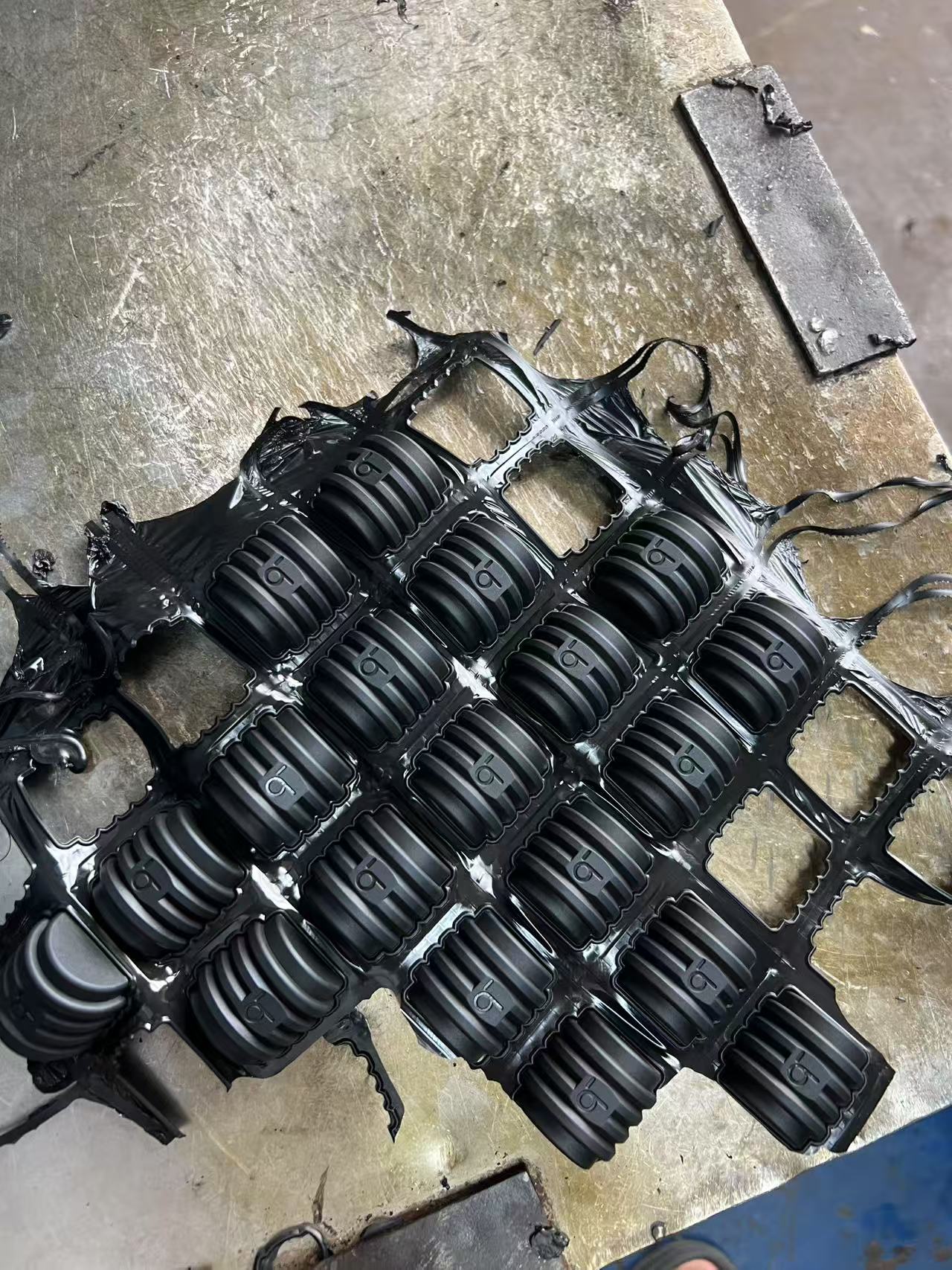 Damener per vibrazioni per sedie a rotelle | Pasti di gomma che assorbono gli urti-ZhengGuan ladro