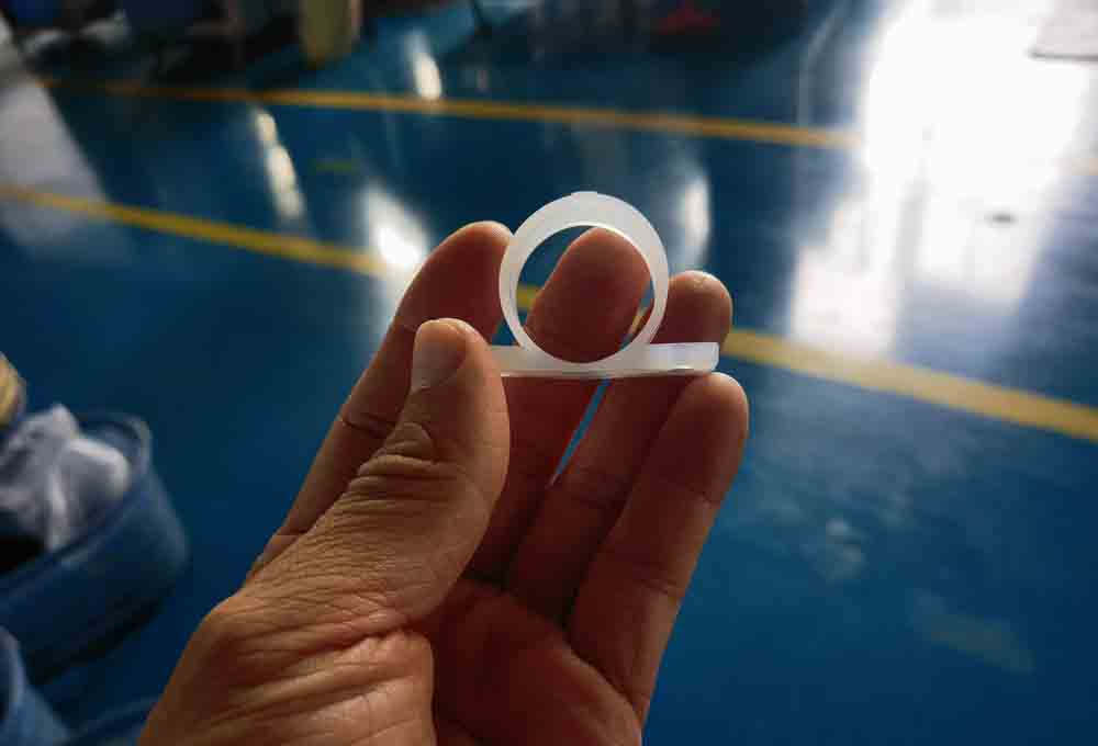 Staffa di montaggio in silicone antivibrante e antiscivolo personalizzata, ecologica