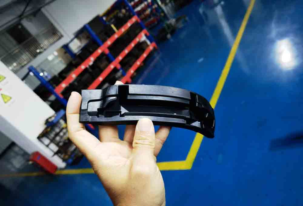 Cappucci di mascheratura in gomma naturale stampati con precisione per la verniciatura a spruzzo di lampade automobilistiche